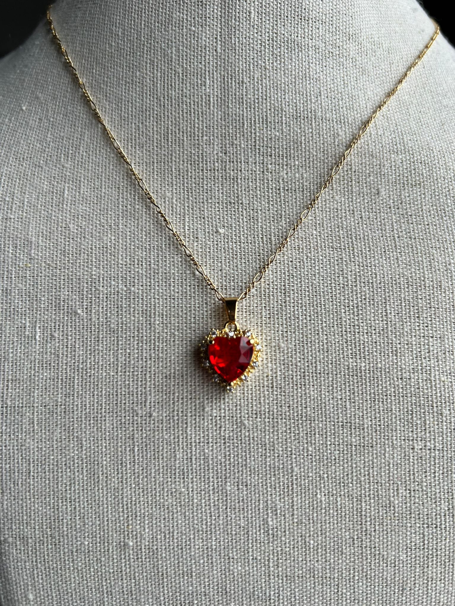 Rosa Pasión Necklace